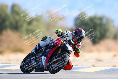 media/Jan-08-2022-SoCal Trackdays (Sat) [[1ec2777125]]/Turn 7 (1035am)/